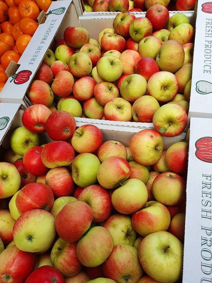 English Discovery Apples